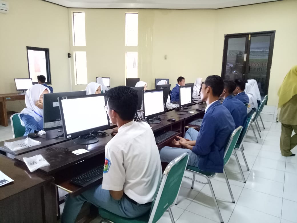 SMA N 1 SAYUNG DEMAK MANTAP (Menyenangkan, Agamis, Nasionalis